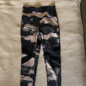 SuperDry leggings size 4